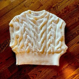 Like new! Top shop sleeveless sweater